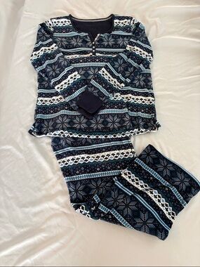 Nautica Henley Top and Lounge Pant Set